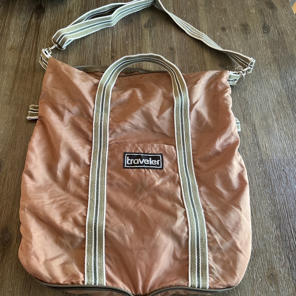 1970's Vintage Traveler Fold Up Tote Bag Zip Around Packable Duffle Bag